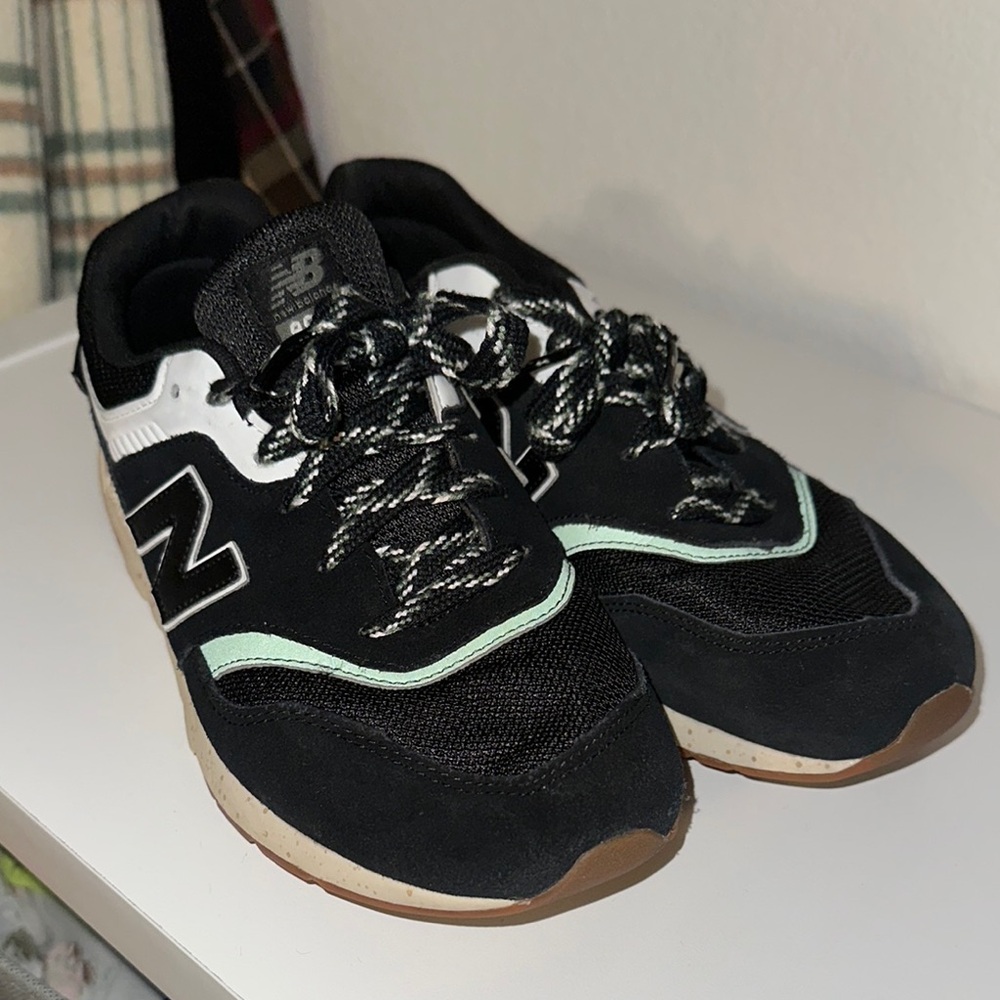 New Balance Kids' Black Sneakers